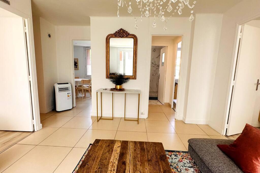 Appartement 3 Chambres + Parking A Lyon 7 Eksteriør billede